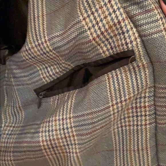 Burberry warm coat - Picture 5 of 8